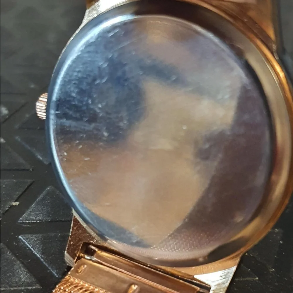 🦋10/$20🦋 Geneva Goldtone Stainless Steel Mesh Women's Watch